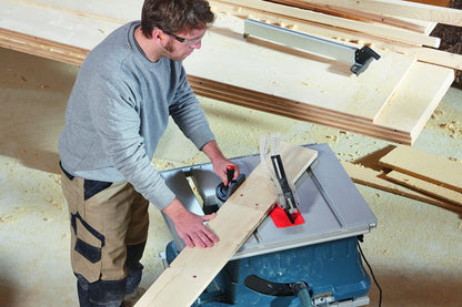 Bosch Professional Tischkreissäge GTS 635-216 + Arbeitstisch GTA 560 (1600 Watt, Sägeblatt-Ø: 216mm, Sägeblattbohr-Ø: 30mm, inkl. 1x Kreissägeblatt, Staubbeutel) - Amazon Exclusive Set Set